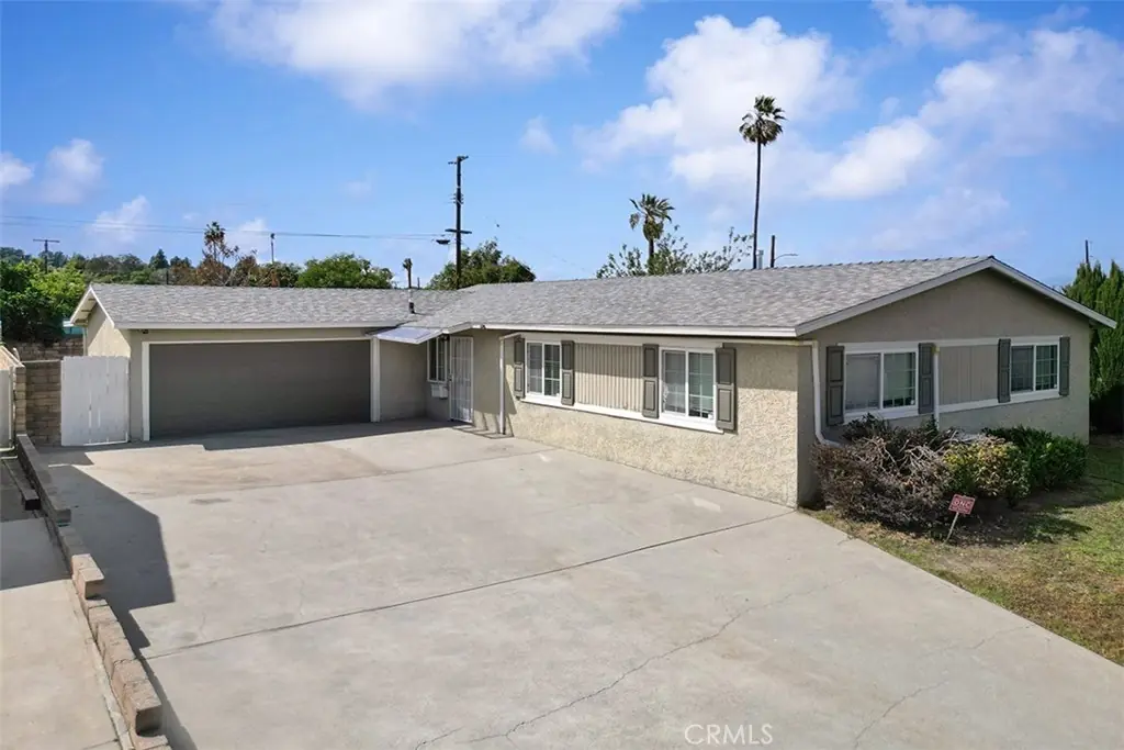 2309 Felicia Ave