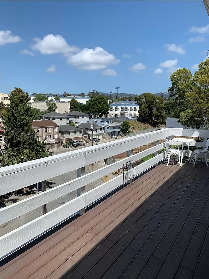 830 E 28th St — view 11