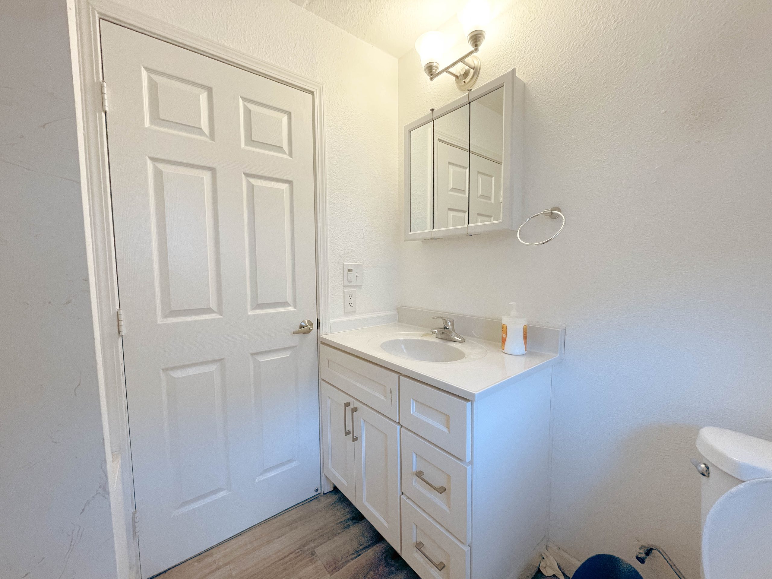 831 35th St — view 8