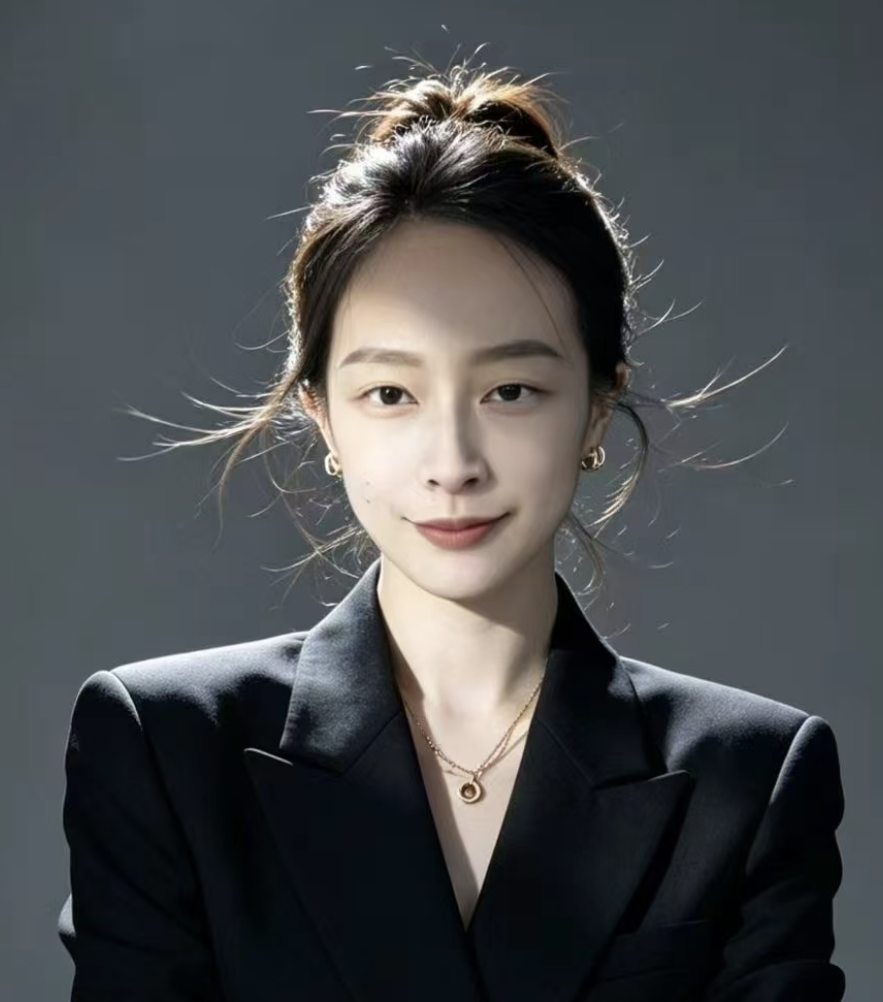 Elena (Lianyi) Jiang